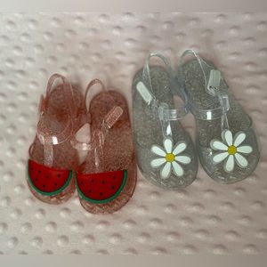 Toddler sandals size 6